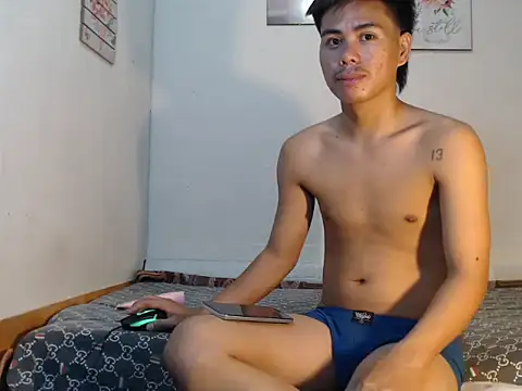 Ryfvcker live cam on StripChat
