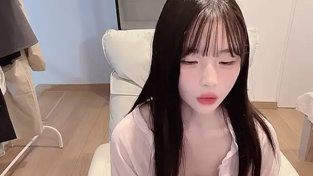 fanfan-7 live cam on StripChat