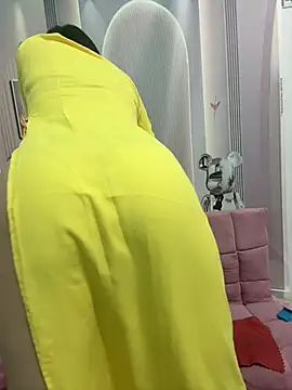 Nana-19 live cam on StripChat