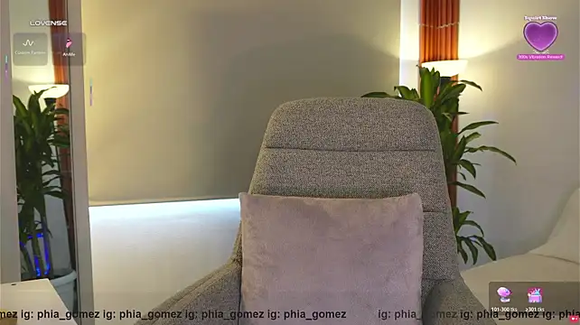 Whitneyhot