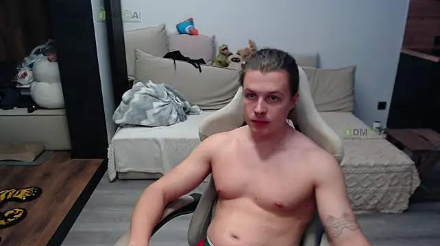 Sunny-Girl1 live cam on StripChat