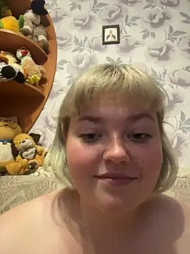Live-Webcam-Show mit LoloMensens - Interaktive Lovense-Toys verfügbar