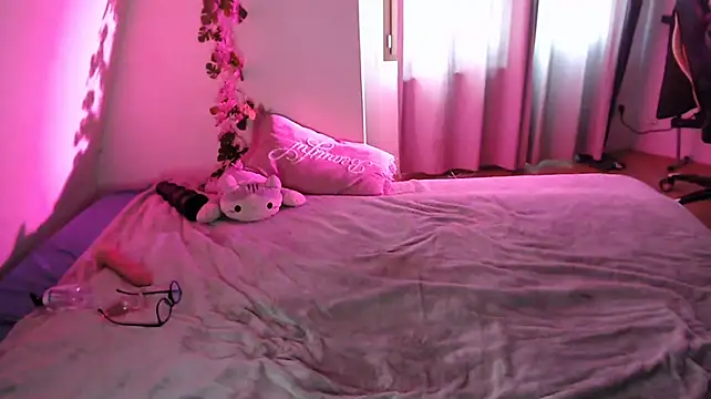 kynekobtbf (F young) - JE ME GODE