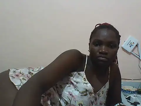 sweet-Alexza live cam on StripChat
