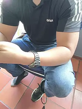 jacson_w8 on Stripchat