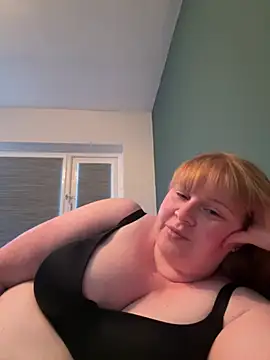 Curvy-GingeXX