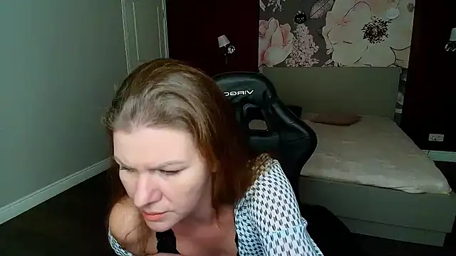 LunaKissesx