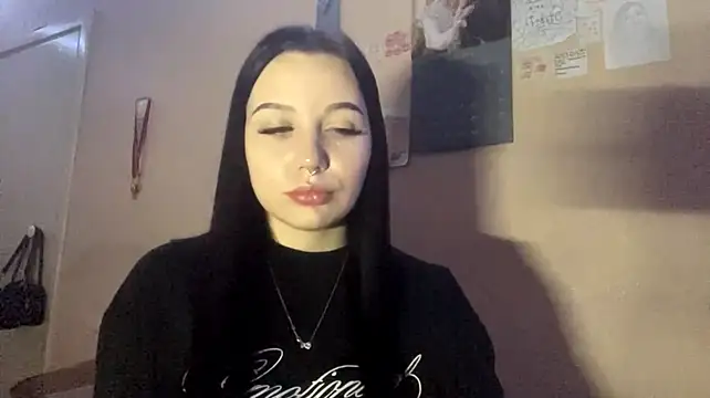 EileenKowalske live cam on StripChat