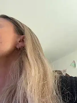 VivienneBlac live cam on StripChat