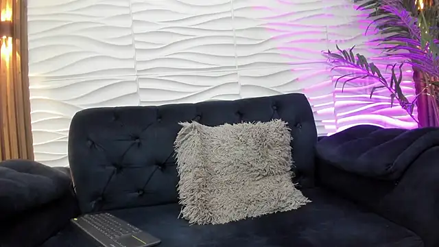 Pavo_tv