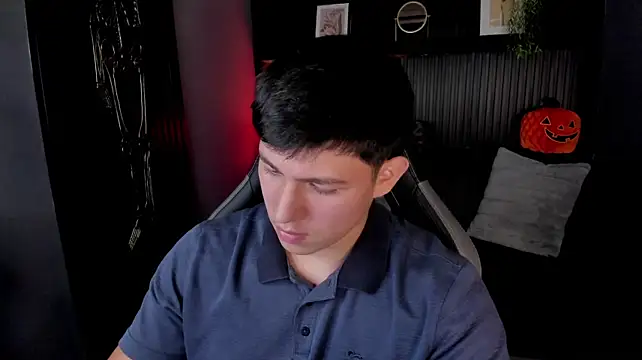 JamesCr_