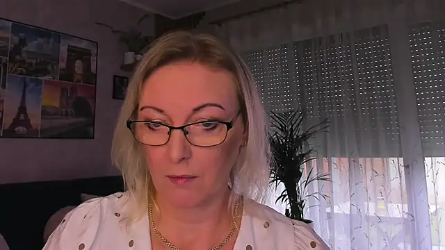 vanessa_chat