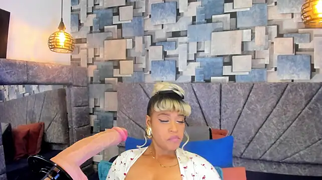 angel_dthroatt