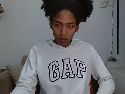 angelamariebandary live cam on StripChat