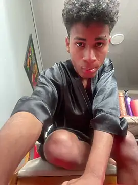 Santy_bigcock_01
