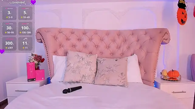 JuicyKendra_