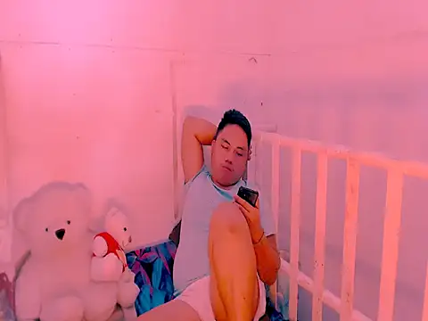 Hardking_69 live cam on StripChat