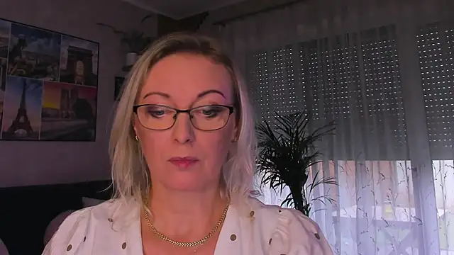 vanessa_chat