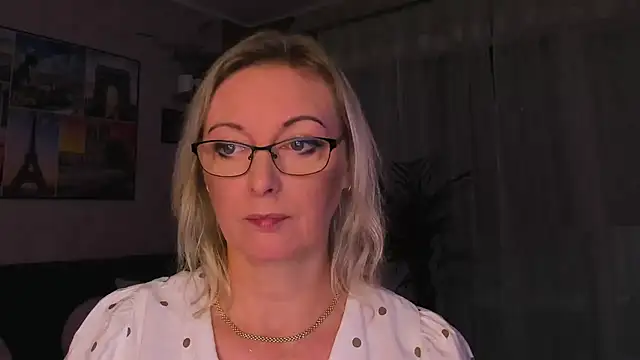 vanessa_chat live cam on StripChat