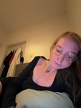 jannis1992 live cam on StripChat