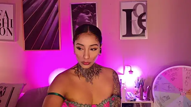 biancaleblanc live cam on StripChat