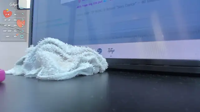 Celeeste_prado live cam on StripChat