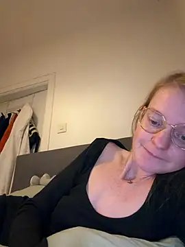 jannis1992 live cam on StripChat