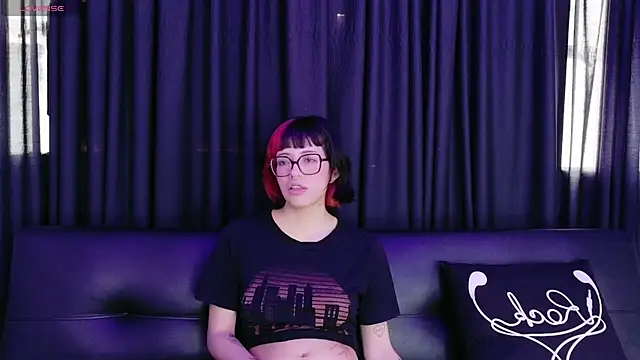 amimodee live cam on StripChat