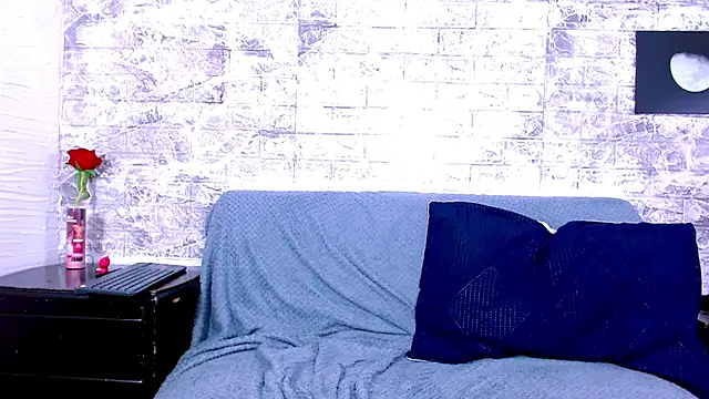 Cris_LaCobra_ live cam on StripChat