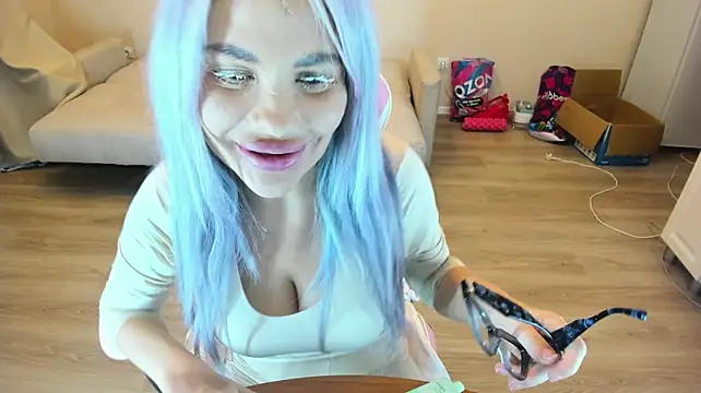 Lika8234 live cam on StripChat