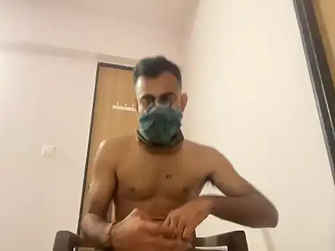 your_slut_01 live sex cam
