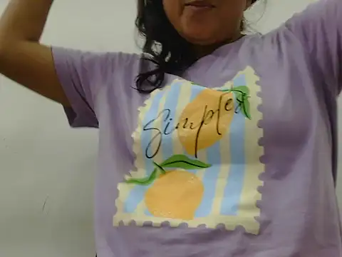 Minaxi_P live cam on StripChat