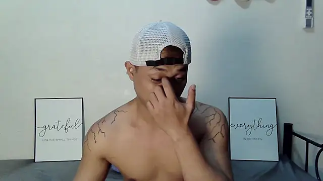 LonelyMark4u webcam