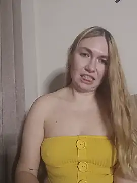 KisaVixen live cam on StripChat