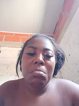 nanis_13 live cam on StripChat