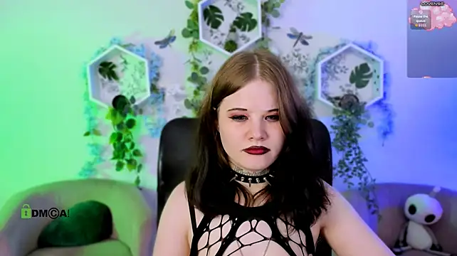 free online video chat Nikki Kiss 