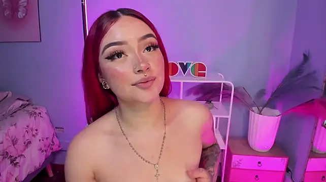 Camila_Rivers live cam on StripChat