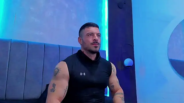 dennis__coxx on Stripchat