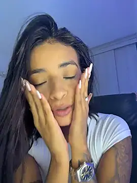 Annacherry_77