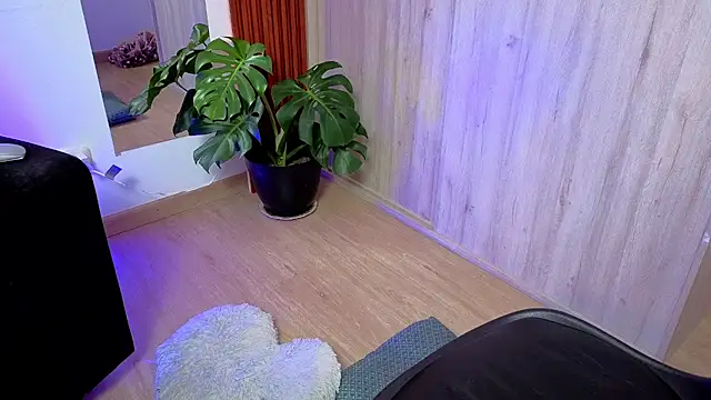 Rebeka-baker live cam on StripChat