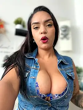 sara-77 (G young) - TOPLESS 4 minutes at the office ✨👑