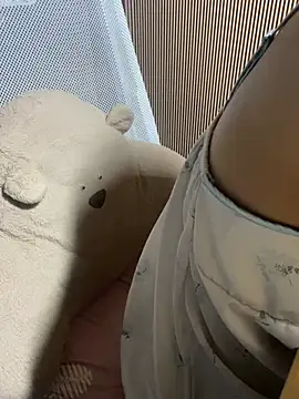 Mina048