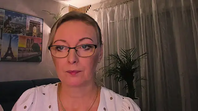 vanessa_chat