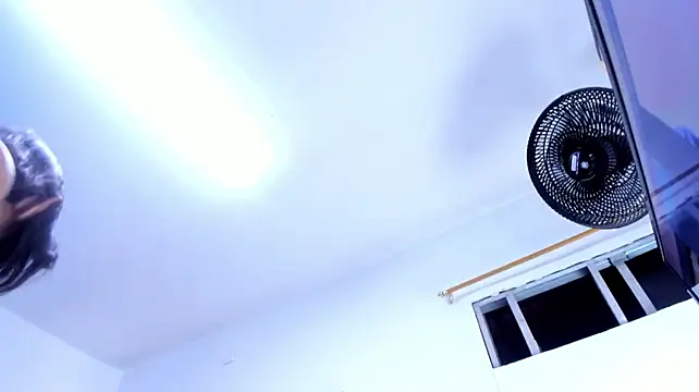 Alice_Winklarr webcam
