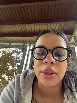 trianawhite webcam
