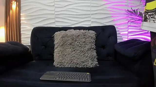 Pavo_tv