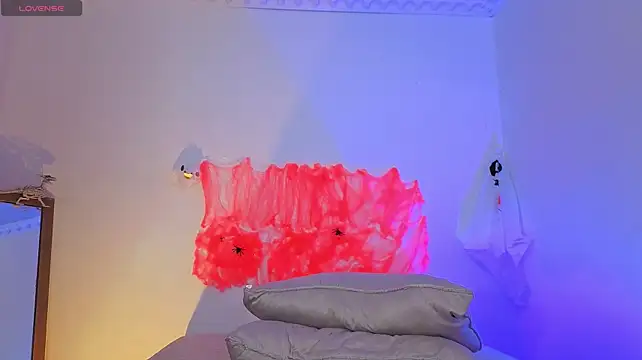 Mia_Diamond live cam on StripChat