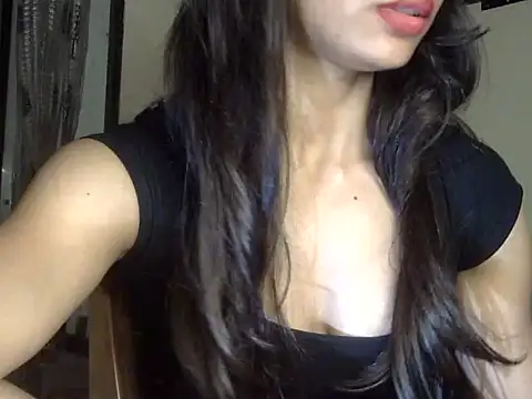 lusty_tanu webcam