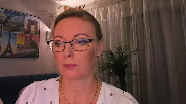 vanessa_chat live cam on StripChat