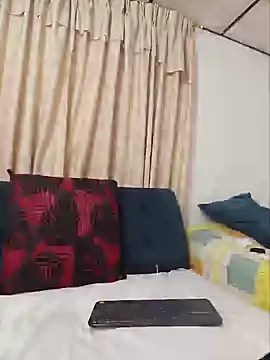 IsisBlake live cam on StripChat